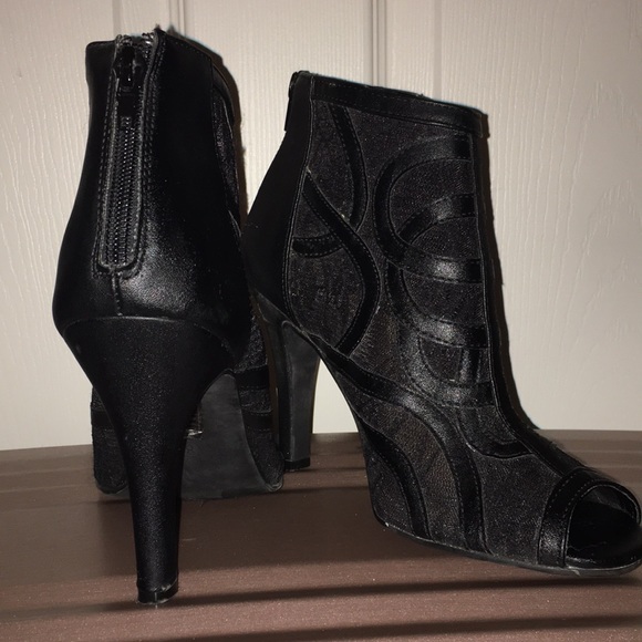 Black Bootie - Picture 2 of 5